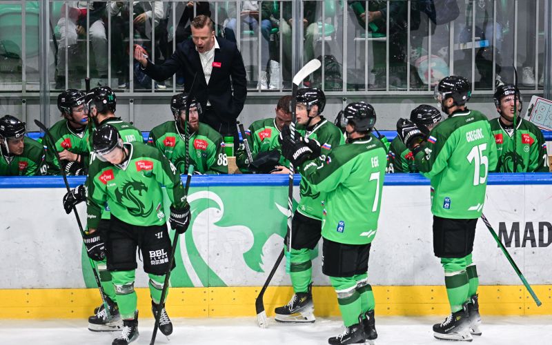 antti karhula olimpija hokej 24 mm.jpg