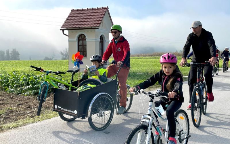 kolesarjenje-od-novega-mesta-do-šmarjete