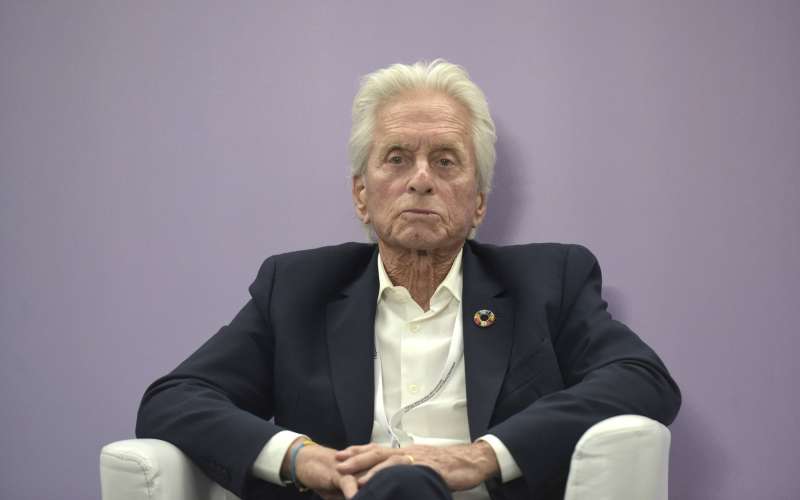 michael-douglas.jpg
