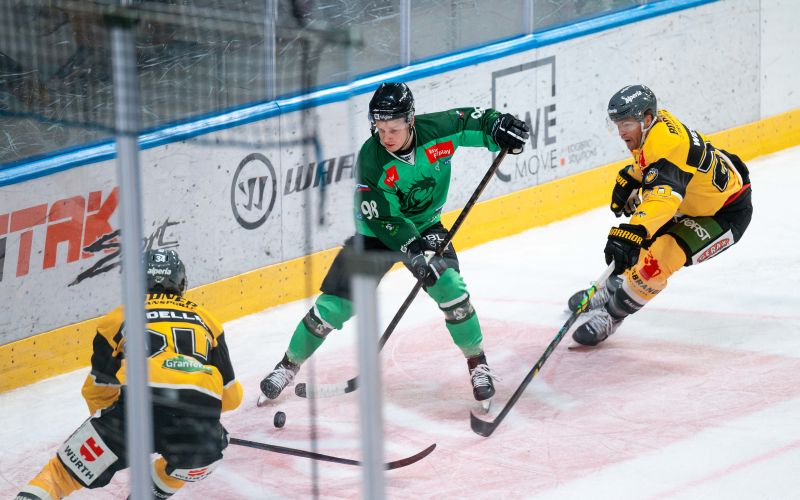 tomazevic olimpija hokej val pusteria 24 dj.jpeg