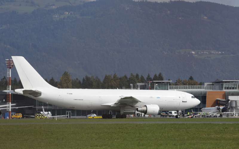 izraelsko tovorno letalo, zasilni pristanek, airbus.JPG