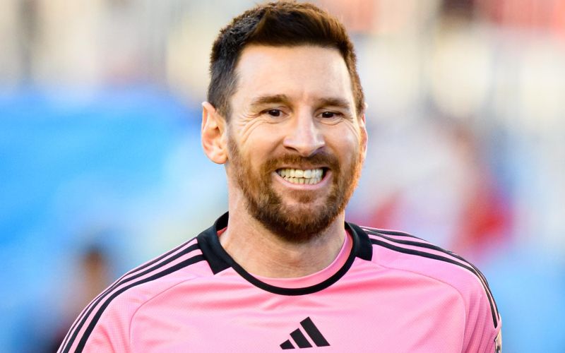 messi 24 pm.jpg