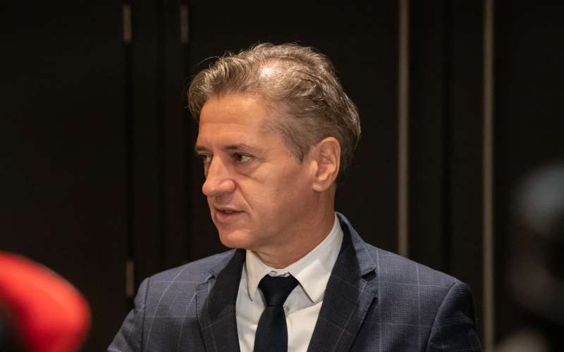 Robert Golob