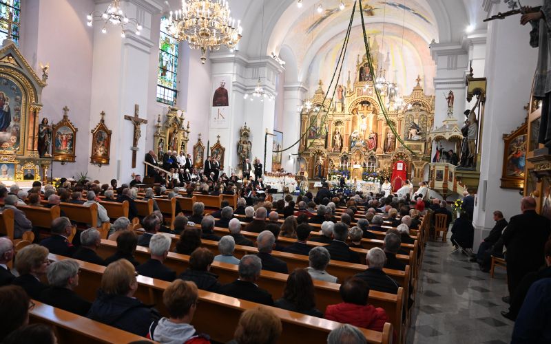 črenšovci, slavnostna-sveta-maša-in-pokop-posmrtnih-ostankov-telesa-jožefa-klekla.