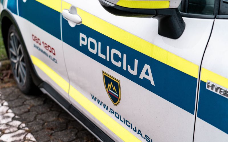 policija