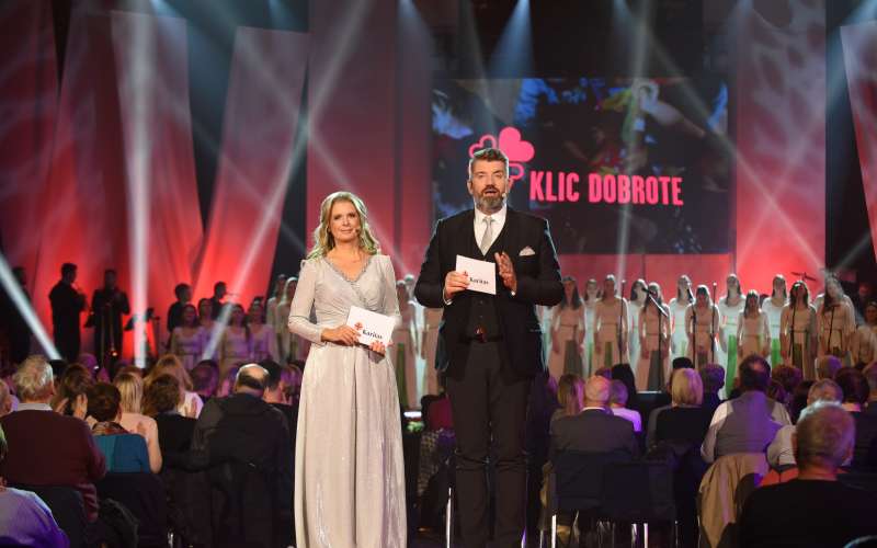 Klic dobrote 2023_Bernarda Žarn in Jure Sešek.jpg