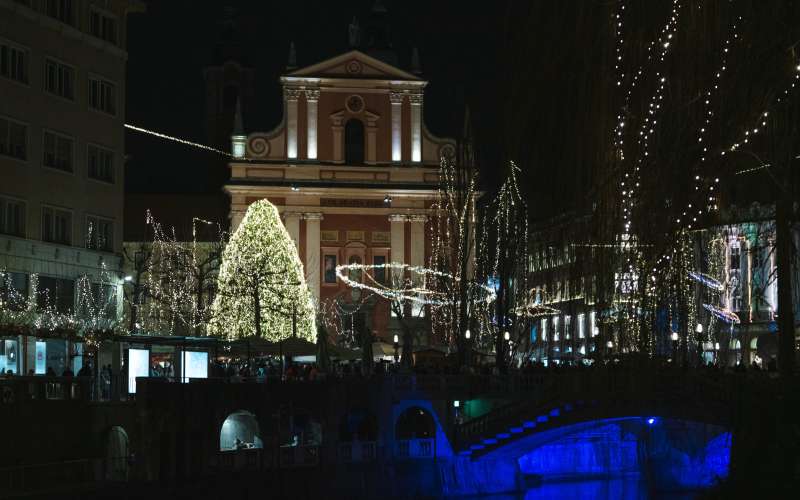 praznicne-luci