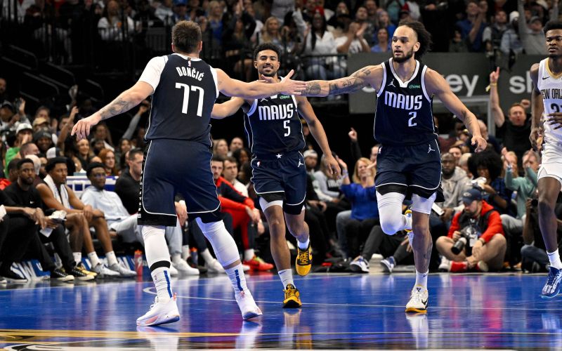 Luka Dončić Dereck Lively