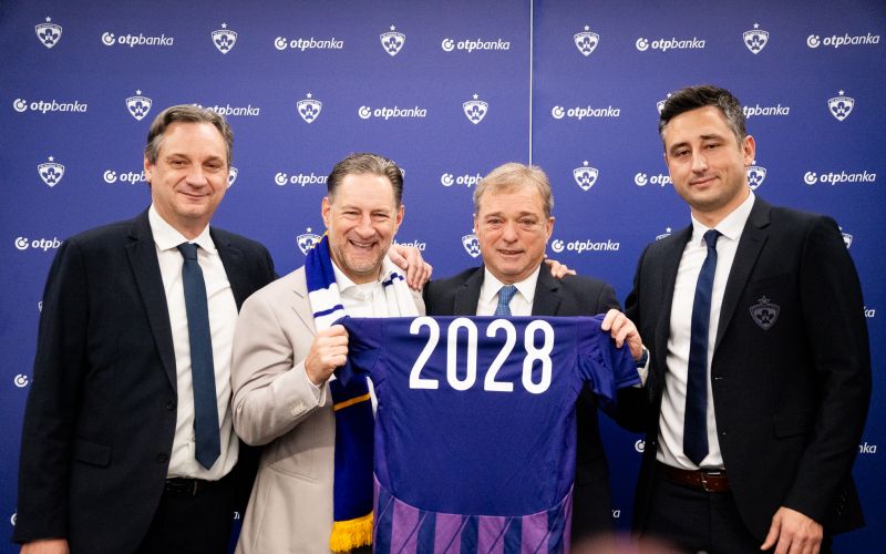 nk maribor otp banka podpis pogodbe.jpg