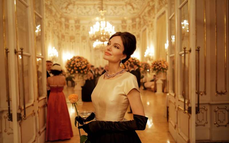 angelina1.jpg