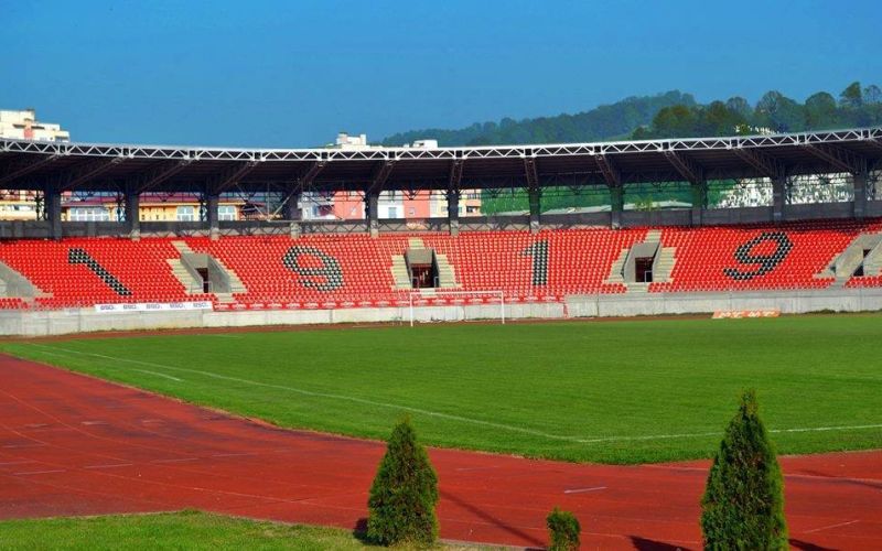 stadion tusanj.jpg