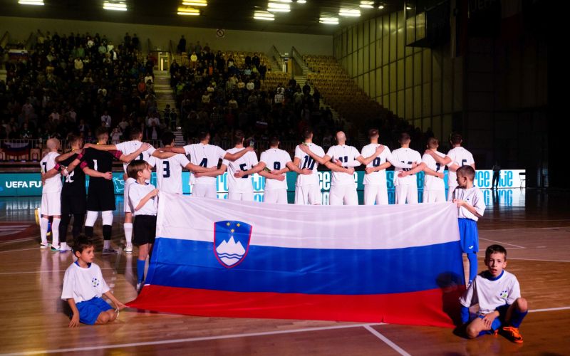 slovenija futsal.jpg