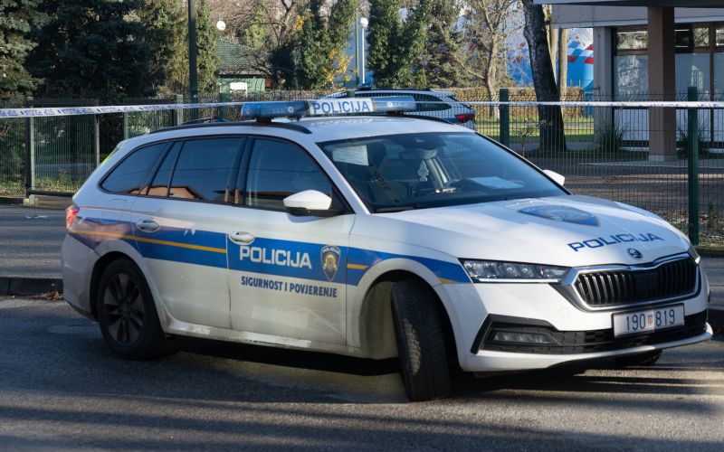 hrvaška policija, osnovna šola prečko