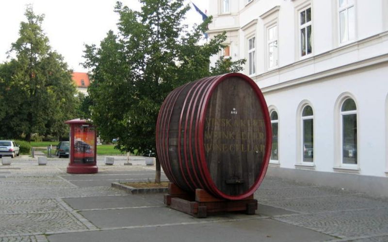 1465034909_vinag_vinska_klet.jpg