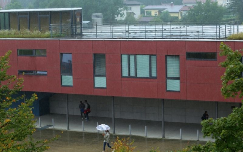 1505316581_cg_gimnazija_streha.jpg