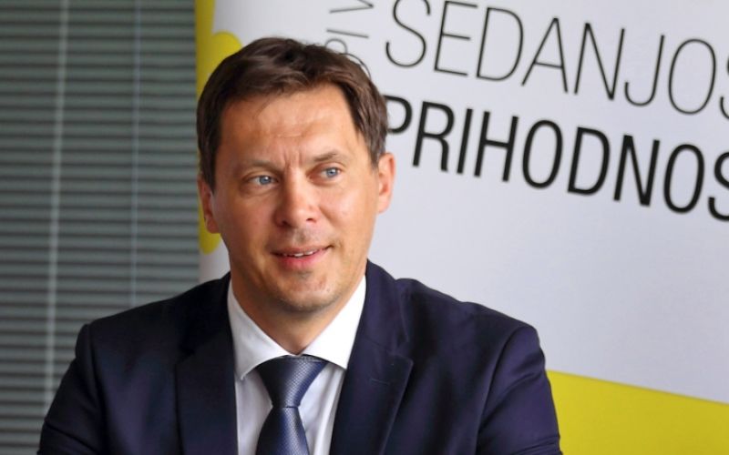 1606141062_cg_seruga_bostjan_gimnazija.jpg