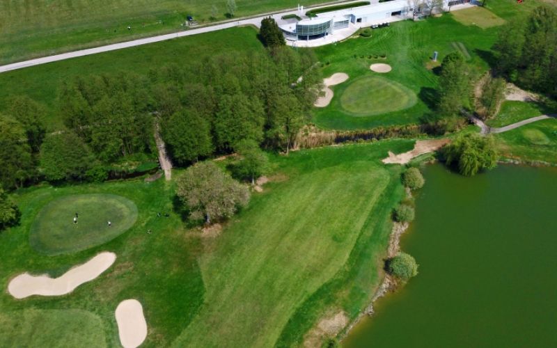1588083157_cg_golf.jpg