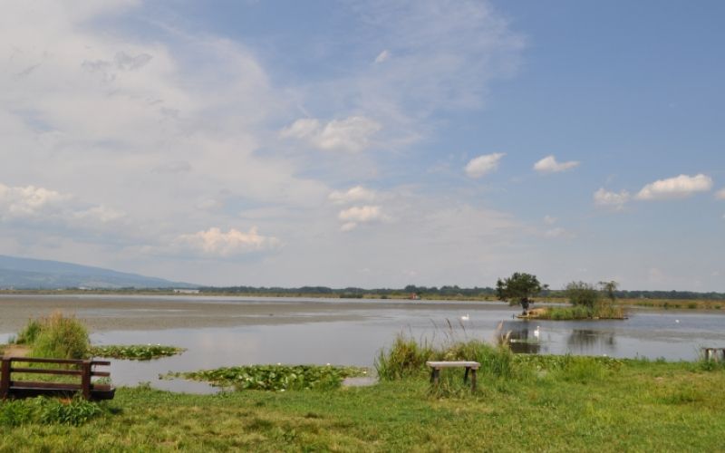 1481204895_mv-jezero_sestrze.jpg