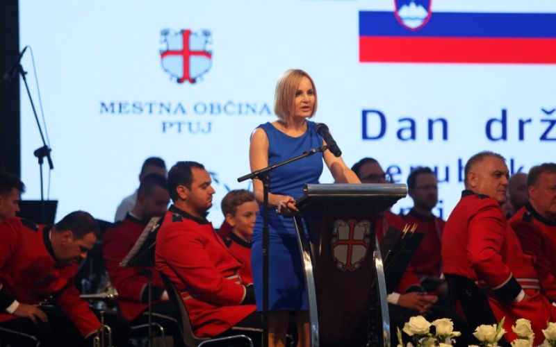 1561639715_cg_dan_drzavnosti_1.jpg