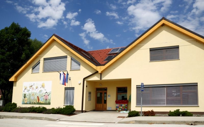 1639059606_cg_vrtec_majsperk_2.jpg