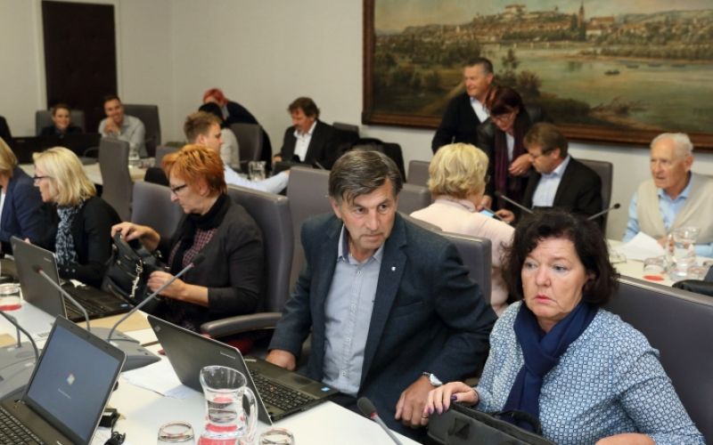 1509018195_cg_mestni_svet.jpg