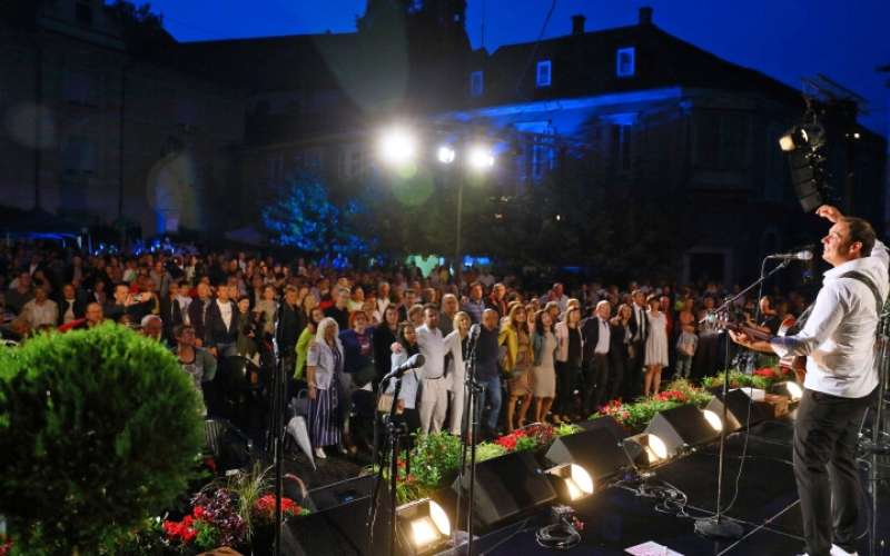 1694442019_cg_tednik_obletnica_6.jpg
