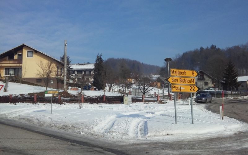 1485438179_mv-krozisce_pecke.jpg
