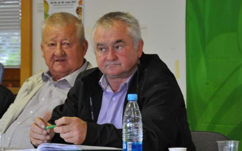 1715255958_mv-medved_pogajanja.jpg