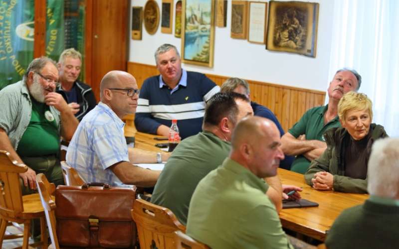 1692203402_cg_lovske_druzine_1.jpg
