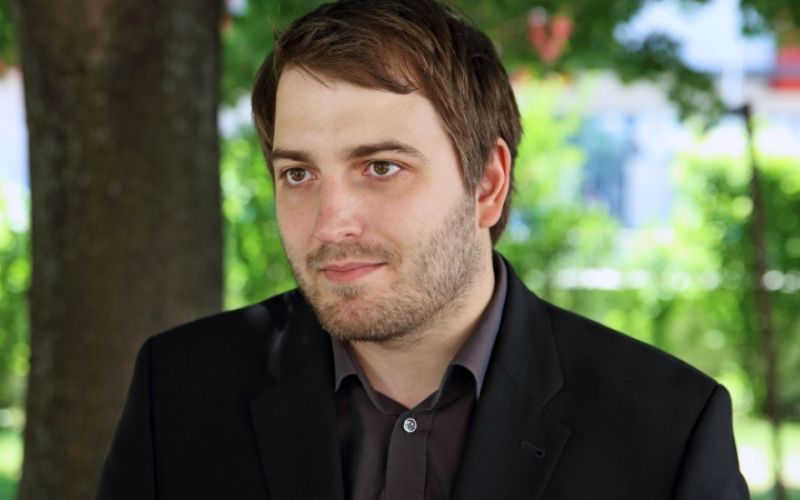 1478159365_cg_andrej_cus.jpg