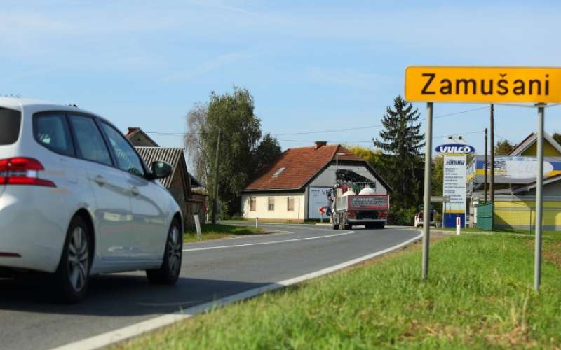 1696511636_cg_cesta_stojnci.jpg
