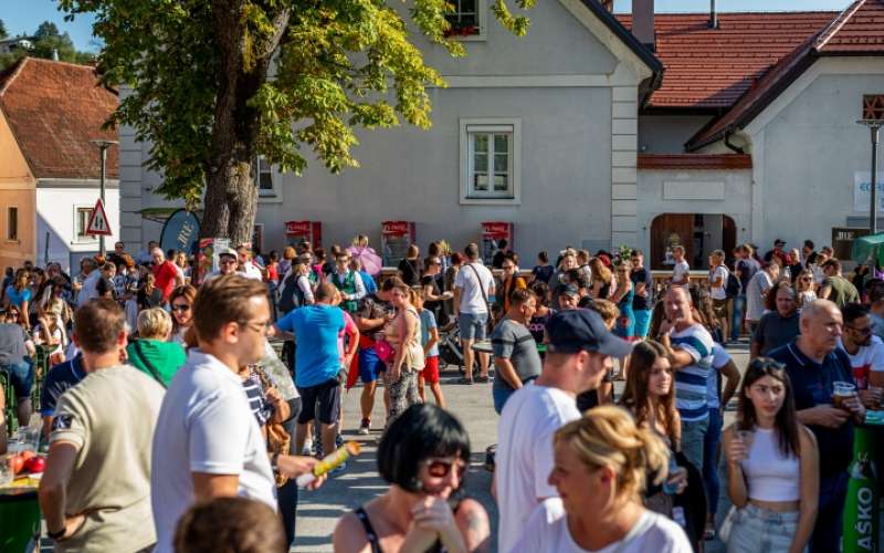 1695099630_gust_fest_lasko_16_09_23_foto_nik_jarh_(81).jpg