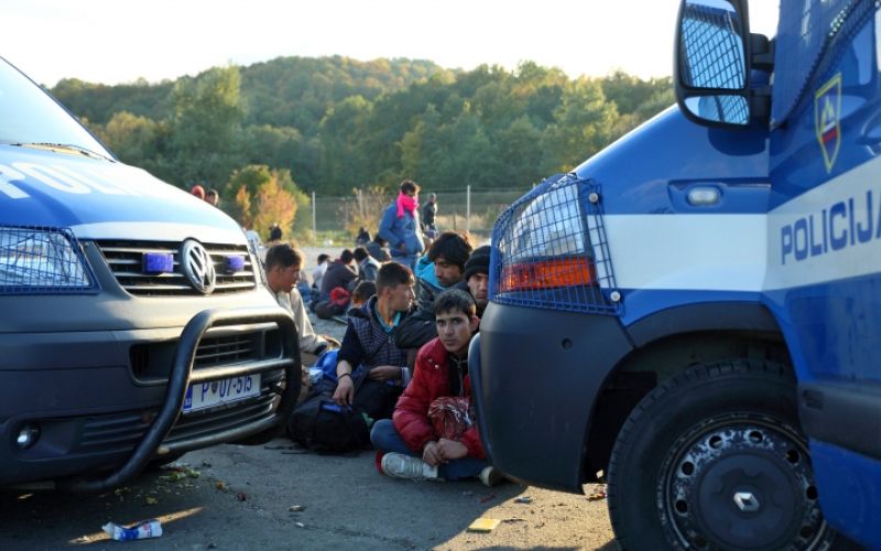 1555330814_cg_prevajalci_za_migrante.jpg