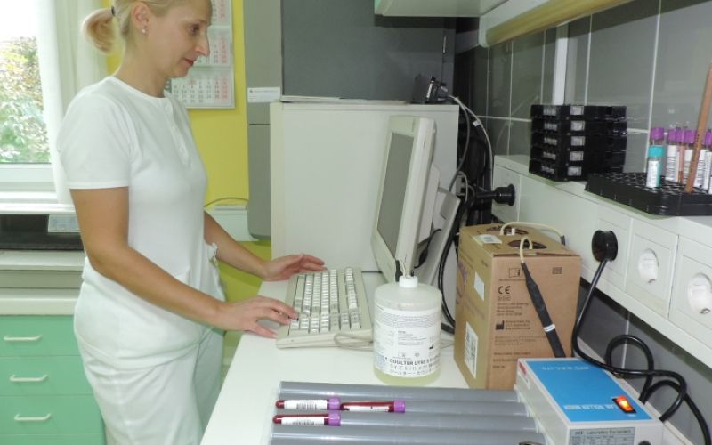 1507374428_ml-dan_odprtih_vrat_laboratorija.jpg
