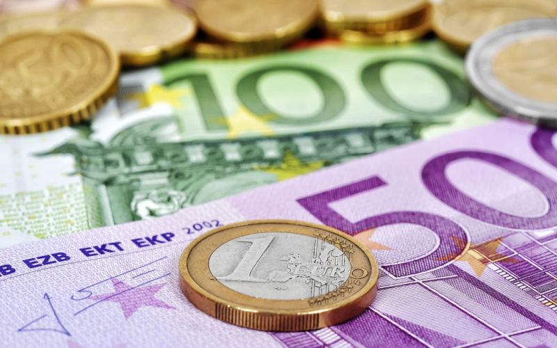 1471255228_cg_naslovnica_euro_denar.jpg