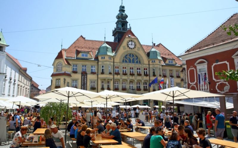 1627306301_cg_odprta_kuhna_3.jpg