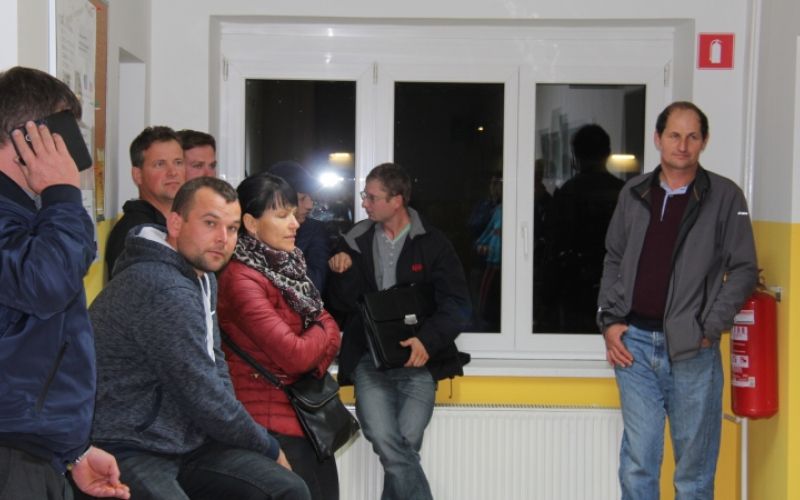 1476373741_mz-kmetje.jpg