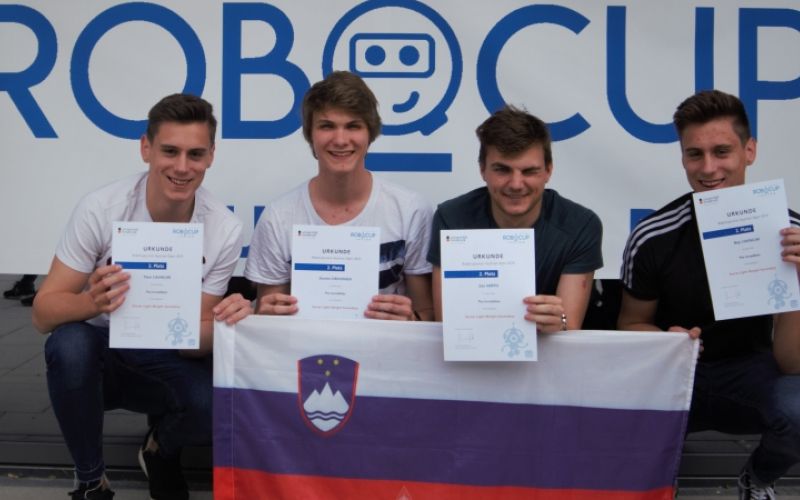 1560958311_dz-elektro_robocup.jpg