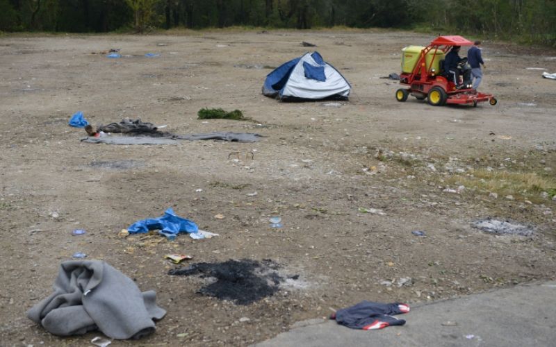 1558449393_om-migranti.jpg