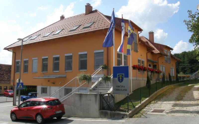 1552553721_cirkulane_občina.jpg