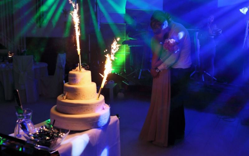 1474300686_cg_porocna_torta.jpg