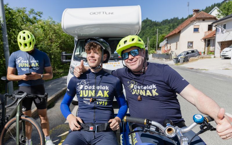 Miha Deželak in sin