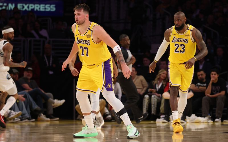 doncic lebron lakers.jpg