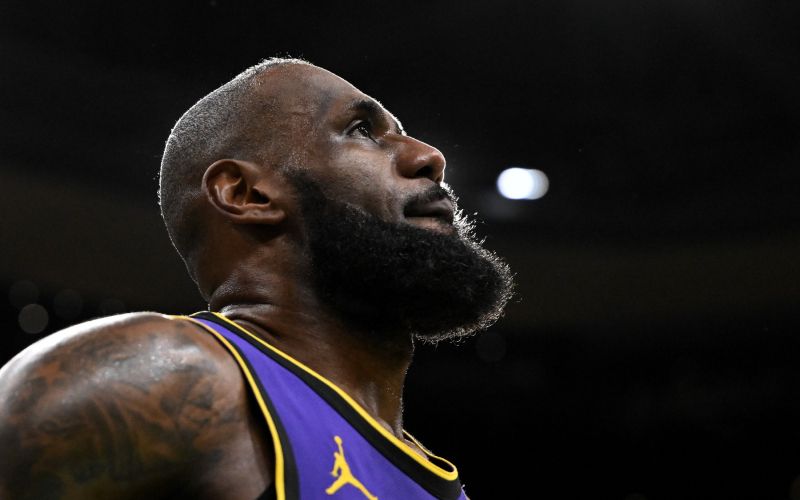 lebron james.jpg