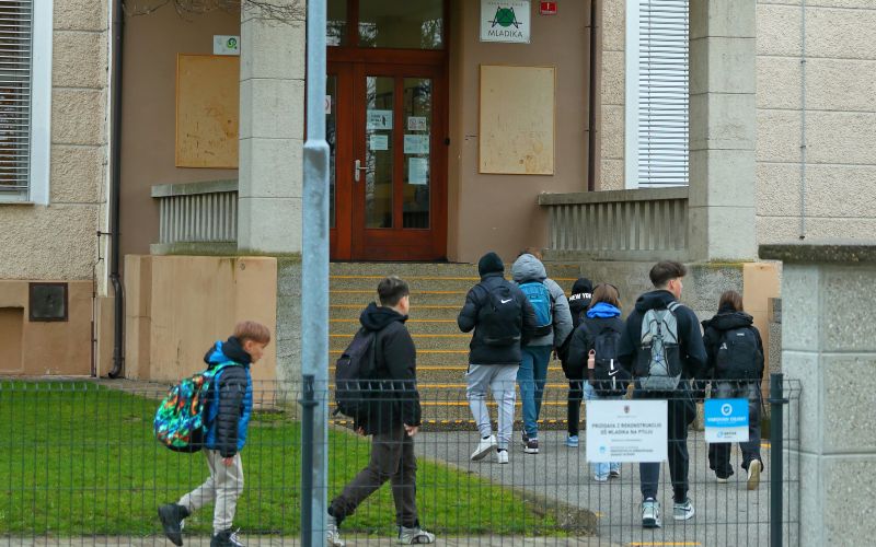 Šola, nasilje, šolar, učenec