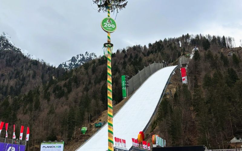 Planica mlaj 27.3. 2025.JPG