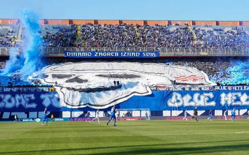 dinamo navijaci pm.jpg