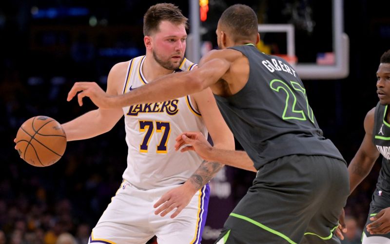 luka doncic lakers minnesota pm.jpg