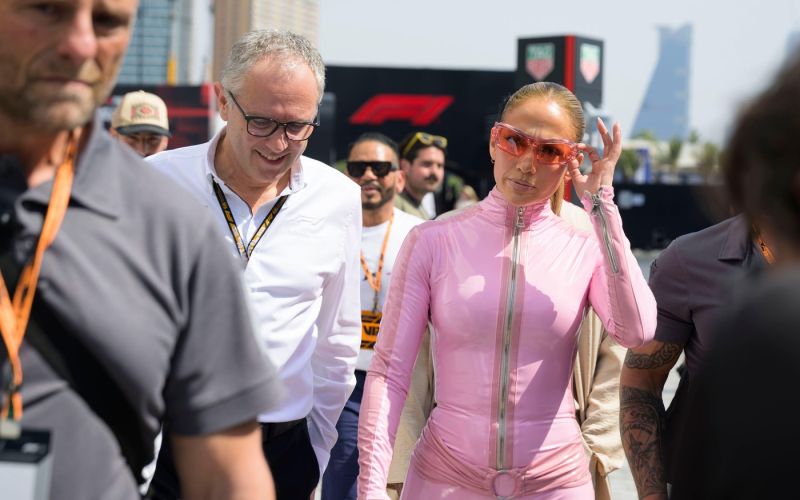 jennifer lopez.jpg