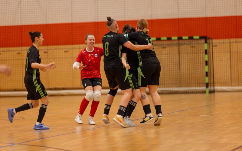 futsal_12_4_foto_Nik_Jarh_55.jpg